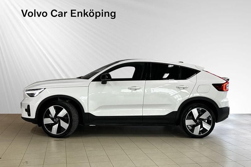 Begagnad Volvo C40 Single Motor Extended Range 185 kW (252 HK) 2023 Vit SUV