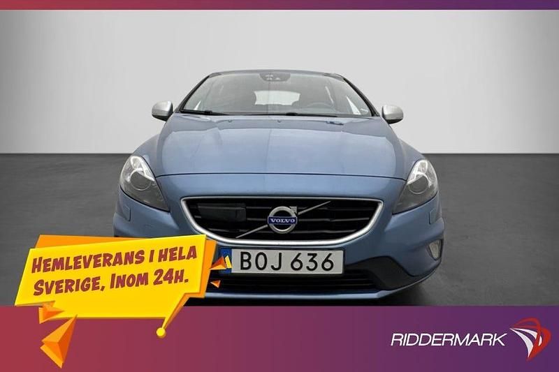 Begagnad Volvo V40 R-Design 120 HK (88 kW) 2016 Blå Kombi