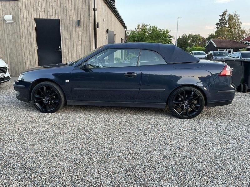 Blå Begagnad 2005 Saab 9-3 Cabriolet Linear Cab | 47 000 kr (Bra pris) - Bild 1/1