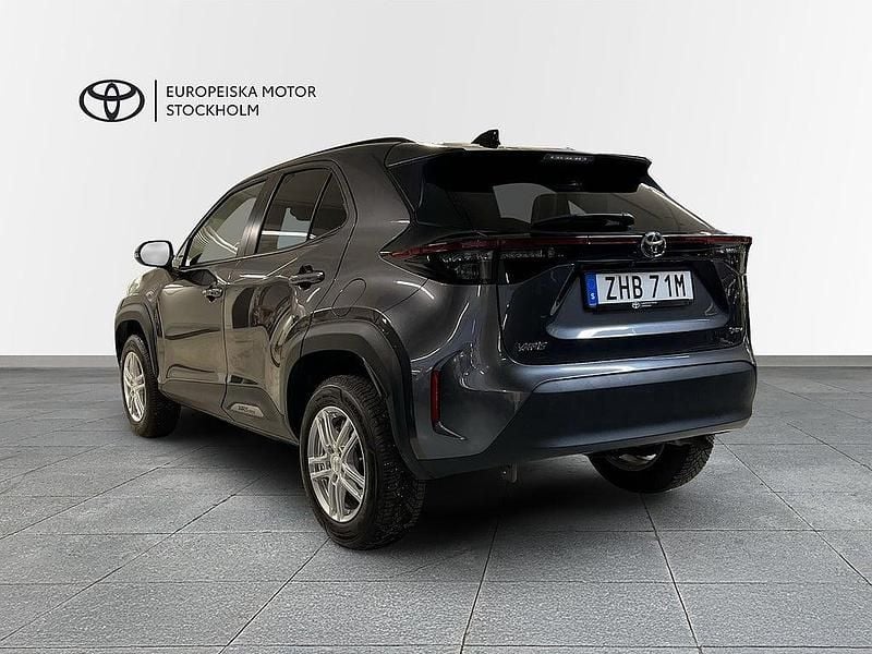 Begagnad Toyota Yaris Cross Active 92 HK (67 kW) 2025 Mörkgrå SUV