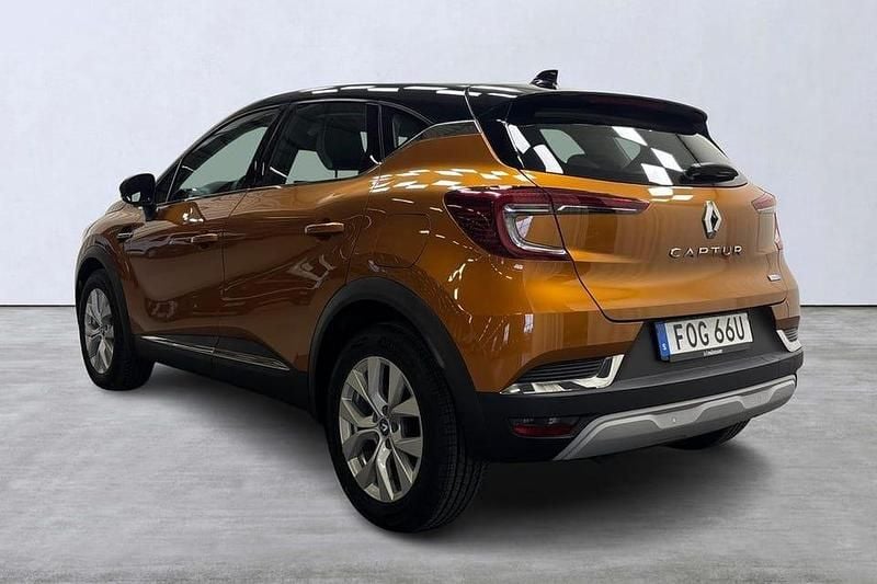 Begagnad Renault Captur Intens 162 HK (119 kW) 2021 SUV