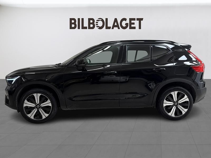 Begagnad Volvo XC40 Single Motor 175 kW (238 HK) 2022 Svart SUV