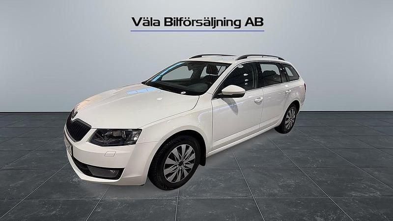 Vit Begagnad 2015 Skoda Octavia Ambition Kombi | 79 900 kr (Bra pris) - Bild 1/4