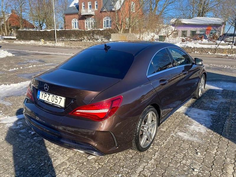 Begagnad Mercedes CLA220 AMG line 177 HK (130 kW) 2017 Brun Sedan