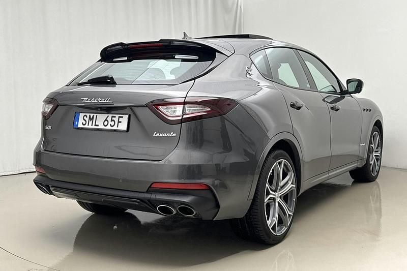 Begagnad Maserati Levante 430 HK (316 kW) 2018 Mörkgrå SUV