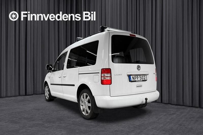 Begagnad VW Caddy 103 HK (75 kW) 2015 Vit Minibuss