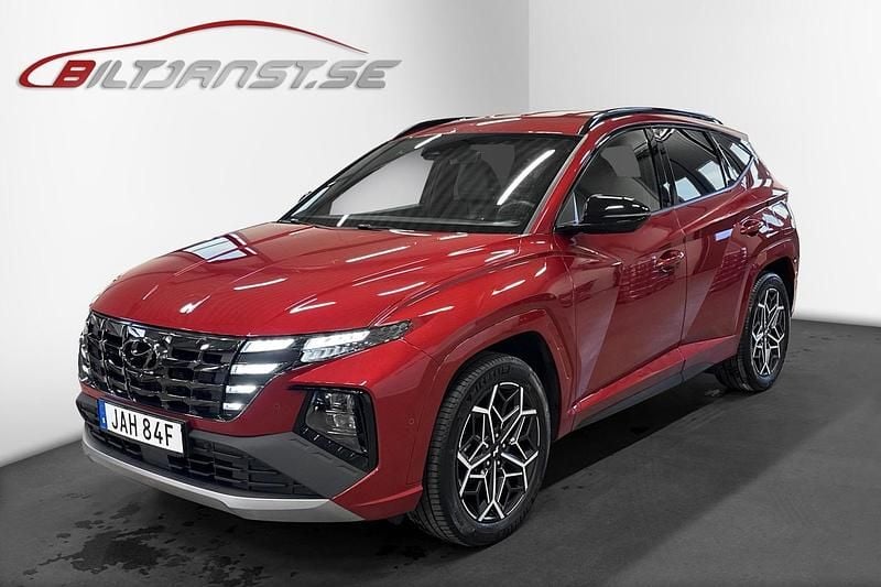 Röd Begagnad 2022 Hyundai Tucson N Line SUV | 369 900 kr (Dyr) - Bild 1/4