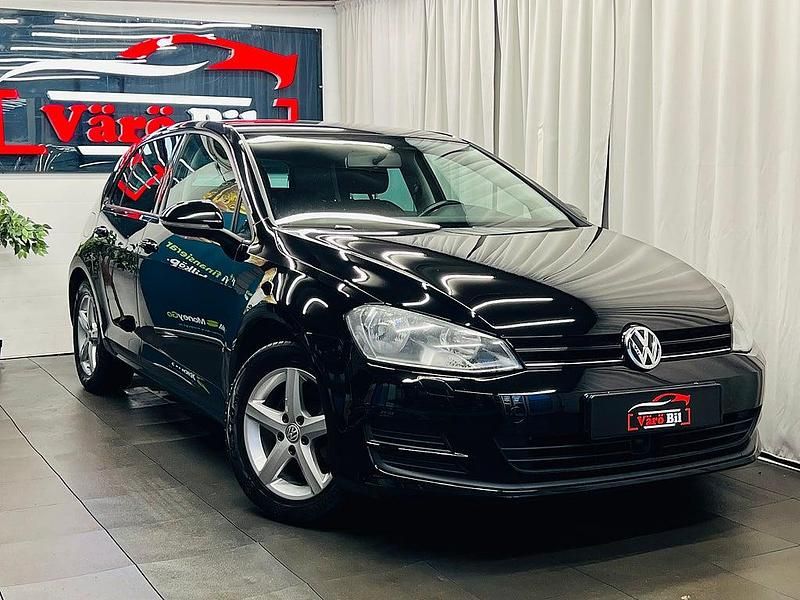 Svart Begagnad 2013 VW Golf VII Halvkombi | 89 900 kr (Marknadspris) - Bild 1/4