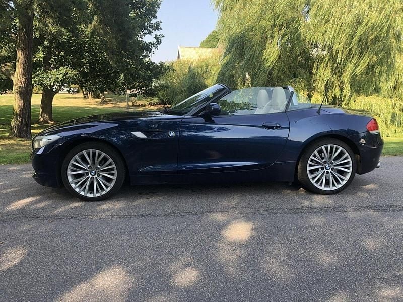 Blå Begagnad 2009 BMW Z4 Cab | 169 000 kr (Marknadspris) - Bild 1/4