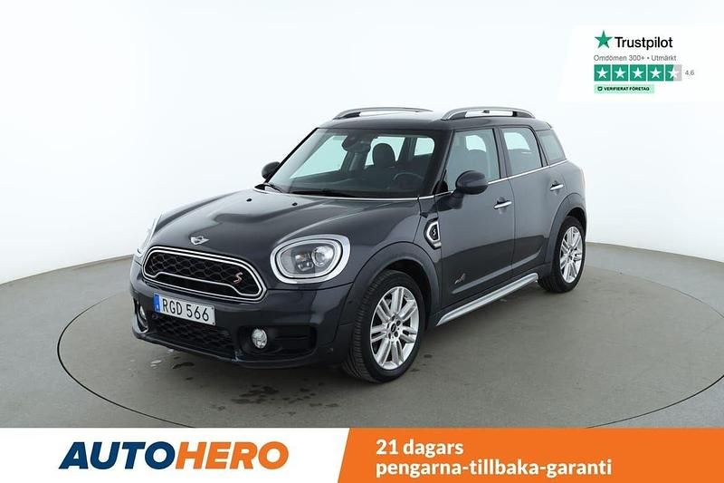 Grå Begagnad 2017 Mini Cooper S Countryman SUV | 234 000 kr (Marknadspris) - Bild 1/4