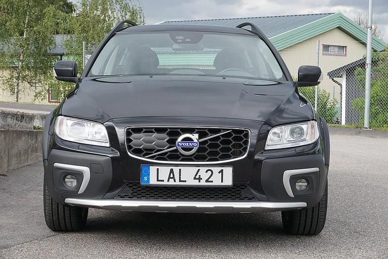 Begagnad Volvo XC70 Momentum 181 HK (133 kW) 2016 SUV