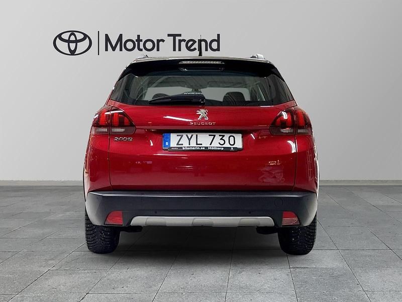 Begagnad Peugeot 2008 112 HK (82 kW) 2018 Mörkröd (röd) SUV