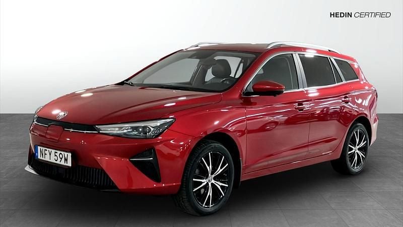 Begagnad MG MG5 EV Luxury 130 kW (177 HK) 2022 Röd (red) Kombi