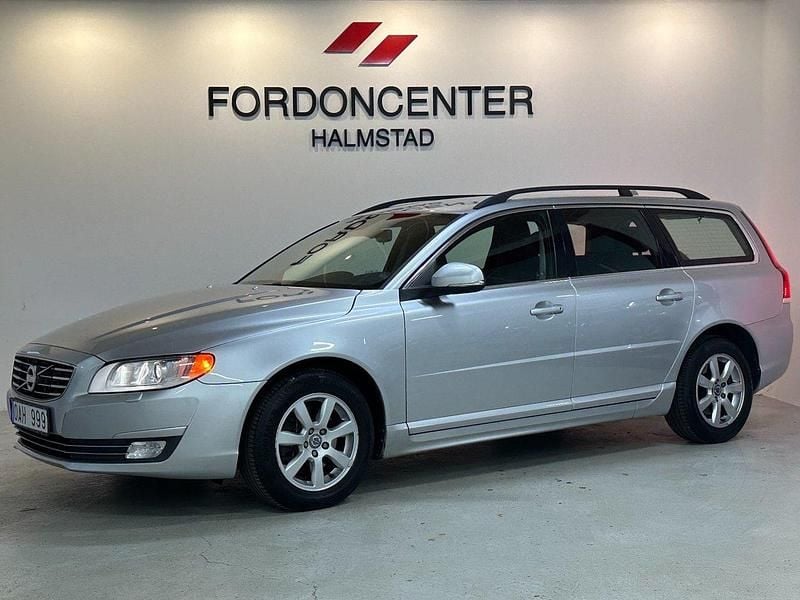 Silver Begagnad 2013 Volvo V70 Kombi | 114 900 kr (Marknadspris) - Bild 1/4