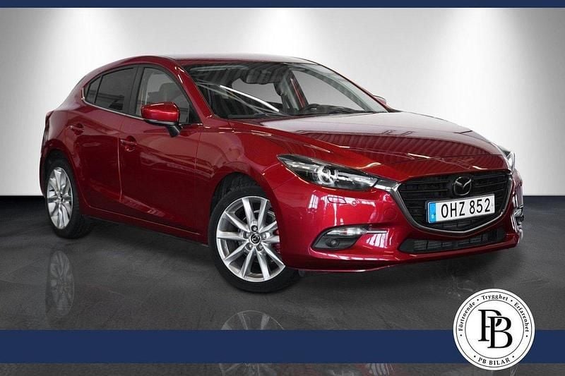 Röd Begagnad 2016 Mazda 3 Inclusive Halvkombi | 149 900 kr (Marknadspris) - Bild 1/3