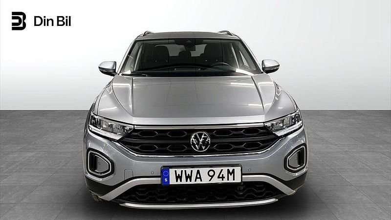 Begagnad VW T-Roc Life 150 HK (110 kW) 2024 Silver SUV