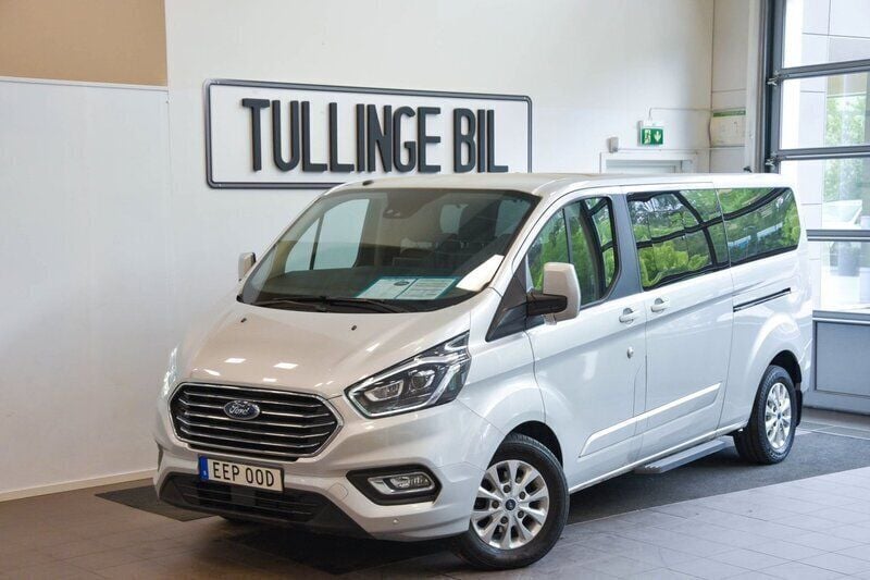 Grå Begagnad 2019 Ford Tourneo Custom Minibuss | 309 900 kr (Marknadspris) - Bild 1/4