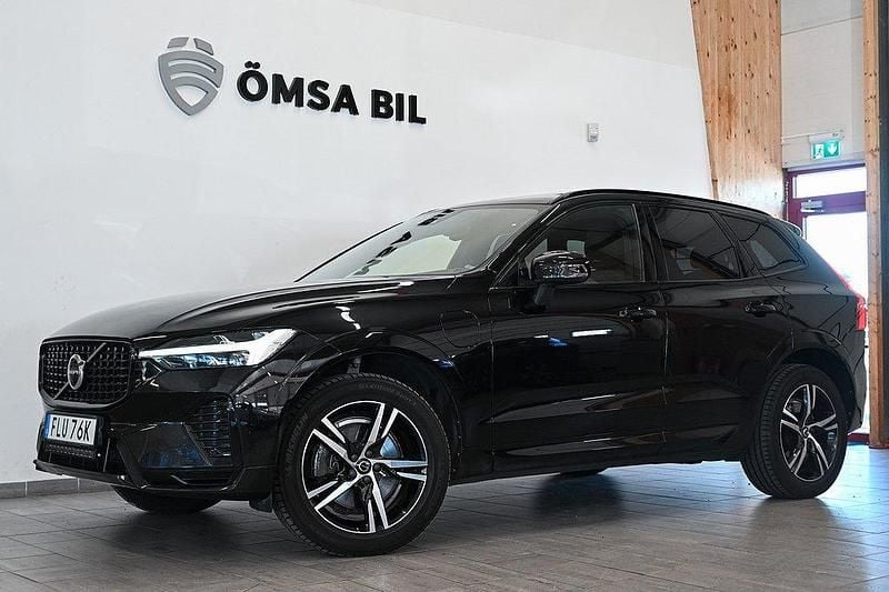Svart Begagnad 2021 Volvo XC60 R-Design SUV | 419 800 kr (Marknadspris) - Bild 1/4