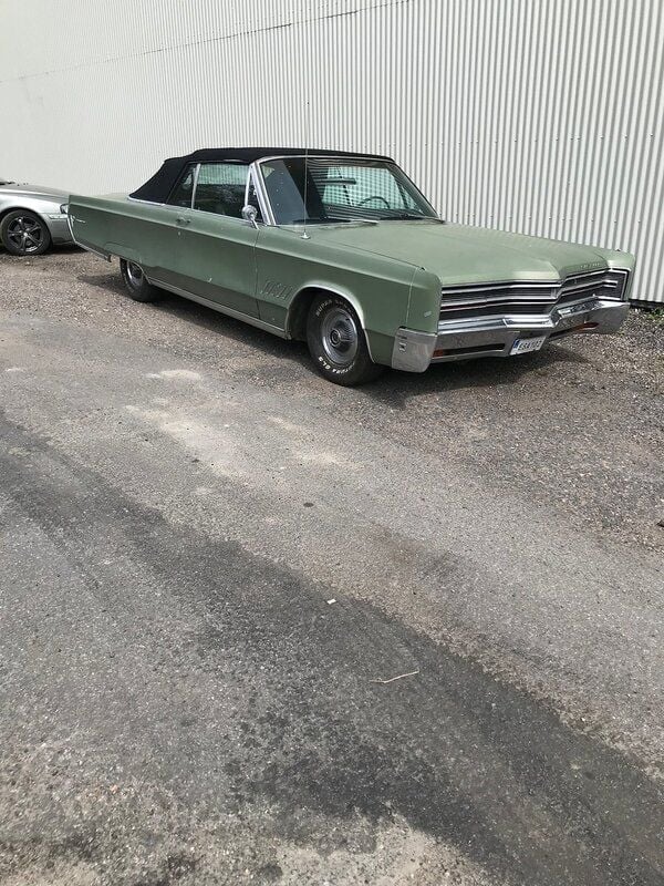 Begagnad Chrysler 300 350 HK (257 kW) 1968 Legend lime Cab