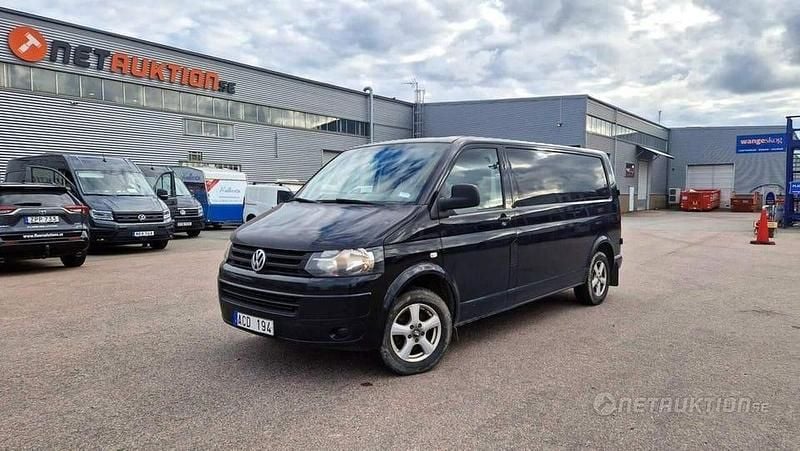 Svart Begagnad 2014 VW T5 Van | 60 000 kr (Superpris) - Bild 1/4