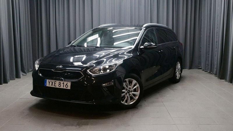 Svart Begagnad 2018 Kia Ceed Sportswagon Kombi | 179 000 kr (Bra pris) - Bild 1/4