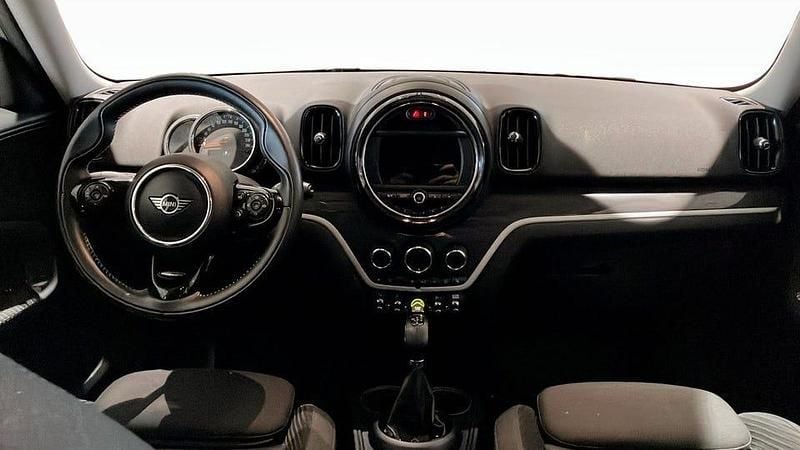 Begagnad Mini Countryman 224 HK (164 kW) 2019 Silver