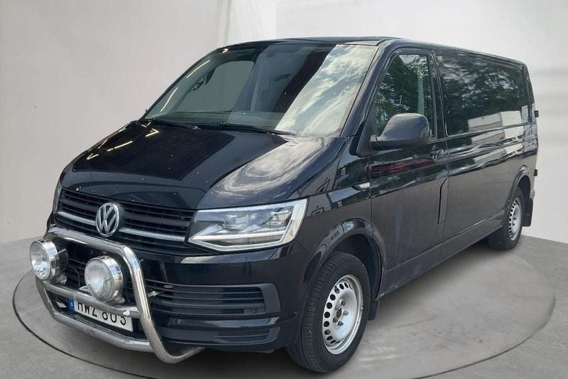 Svart Begagnad 2016 VW T6 Van | 90 000 kr (Marknadspris) - Bild 1/4