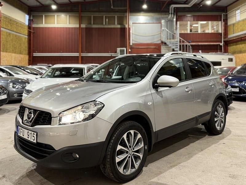 Begagnad Nissan Qashqai 360º 141 HK (103 kW) 2012 Silver SUV
