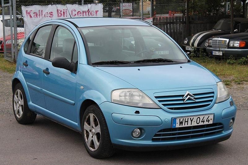 Ljusblå Begagnad 2004 Citroën C3 Halvkombi | 18 900 kr (Marknadspris) - Bild 1/4