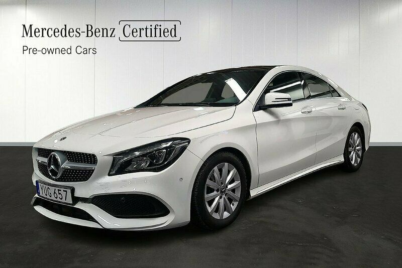 Vit Begagnad 2018 Mercedes CLA180 AMG line Sedan | 289 000 kr - Bild 1/4