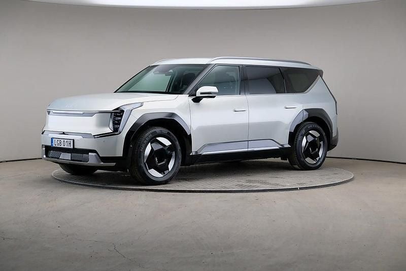 Begagnad Kia EV9 Plus 283 kW (385 HK) 2025 Grå SUV