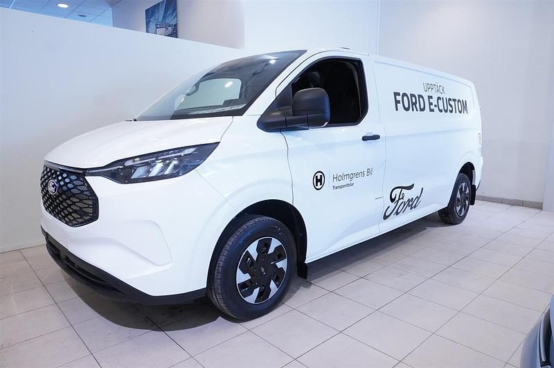 Ny Ford E-Transit 2026 Vit Van