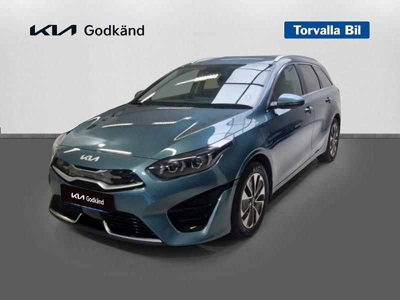 Svart (dark penta metal) Begagnad 2024 Kia Ceed Sportswagon Kombi | 299 900 kr (Dyr) - Bild 1/4