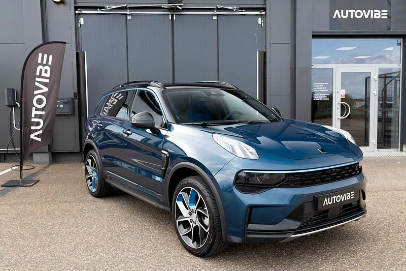 Begagnad 2023 Lynk & Co 01 SUV | 309 900 kr (Marknadspris) - Bild 1/4