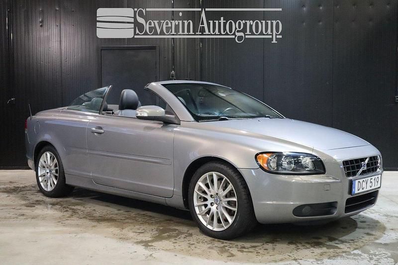 Grå Begagnad 2008 Volvo C70 Cab | 149 000 kr (Lite dyr) - Bild 1/4