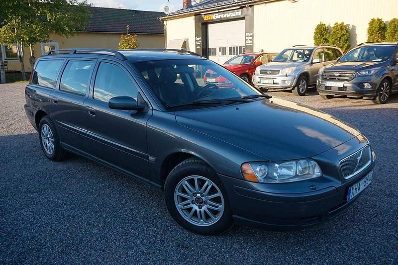 Grå Begagnad 2005 Volvo V70 Business Edition Kombi | 39 900 kr (Dyr) - Bild 1/4