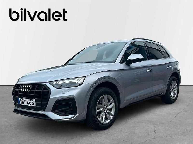 Silver Begagnad 2022 Audi Q5 Sport SUV | 409 900 kr (Marknadspris) - Bild 1/4