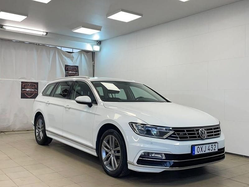 Begagnad VW Passat R-line 190 HK (139 kW) 2018 Vit