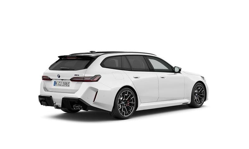 Ny BMW M5 2026 Vit Kombi