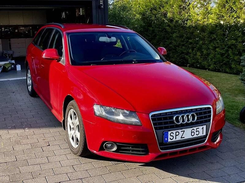 Röd Begagnad 2009 Audi A4 Kombi | 32 000 kr (Bra pris) - Bild 1/4