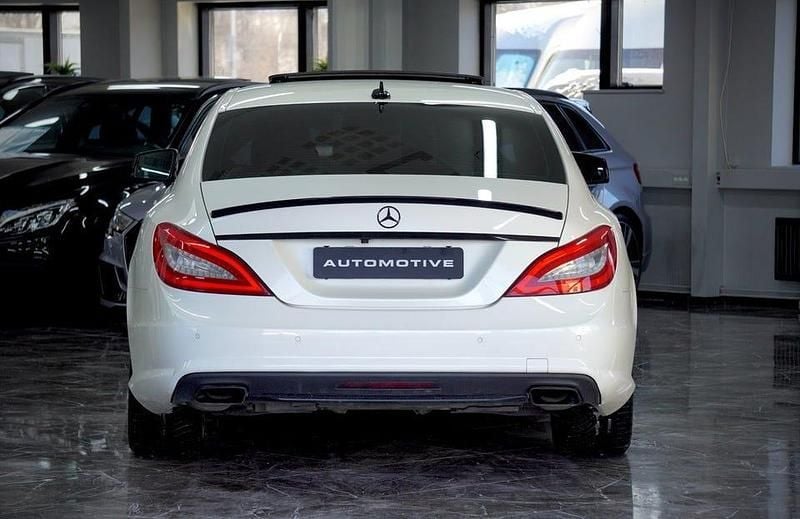 Begagnad Mercedes CLS350 AMG 265 HK (194 kW) 2013 Vit Sportkupé