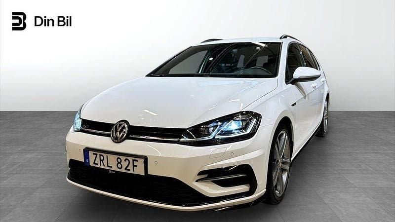Vit Begagnad 2019 VW Golf VII R-line Kombi | 184 900 kr (Bra pris) - Bild 1/4