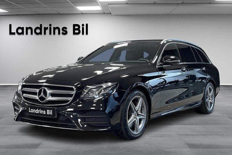 Svart Begagnad 2019 Mercedes E300 AMG Kombi | 369 000 kr (Dyr) - Bild 1/4