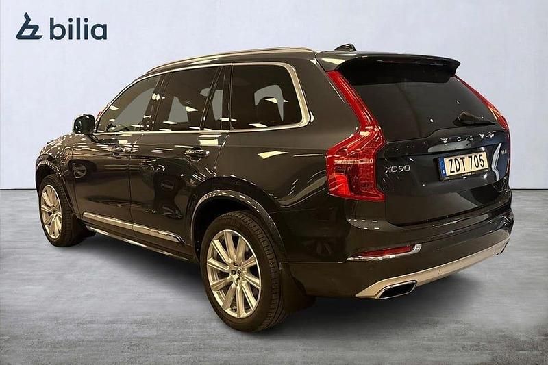 Begagnad Volvo XC90 Inscription 412 HK (303 kW) 2018 Grå SUV