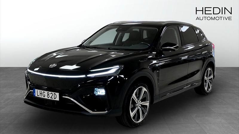 Svart (black) Begagnad 2022 MG Marvel R Performance SUV | 289 900 kr - Bild 1/4