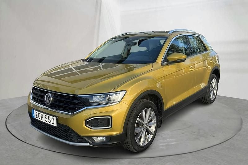 Gul Begagnad 2018 VW T-Roc SUV | 136 000 kr (Marknadspris) - Bild 1/4