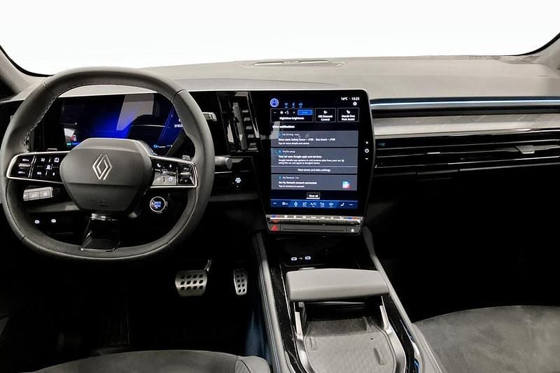 Begagnad Renault Rafale Esprit Alpine 303 HK (222 kW) 2025 Grå SUV