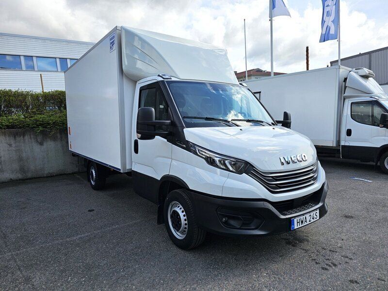 Begagnad Iveco Daily 157 HK (115 kW) 2024 Vit Van