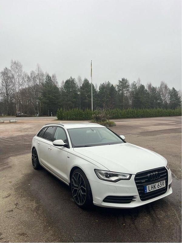 Vit Begagnad 2014 Audi A6 Kombi | 135 000 kr (Marknadspris) - Bild 1/4