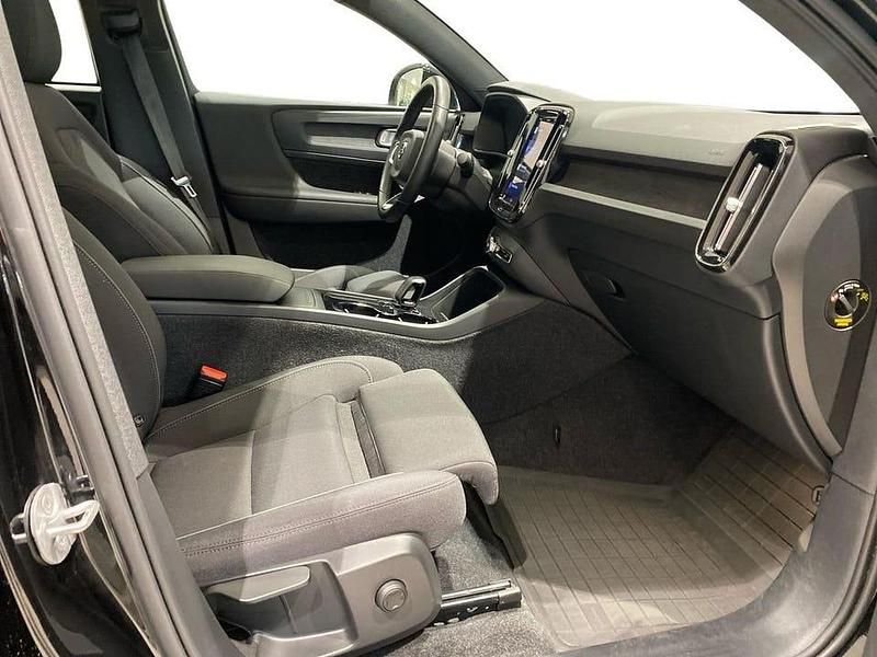 Begagnad Volvo C40 Plus 172 kW (234 HK) 2023 Svart SUV